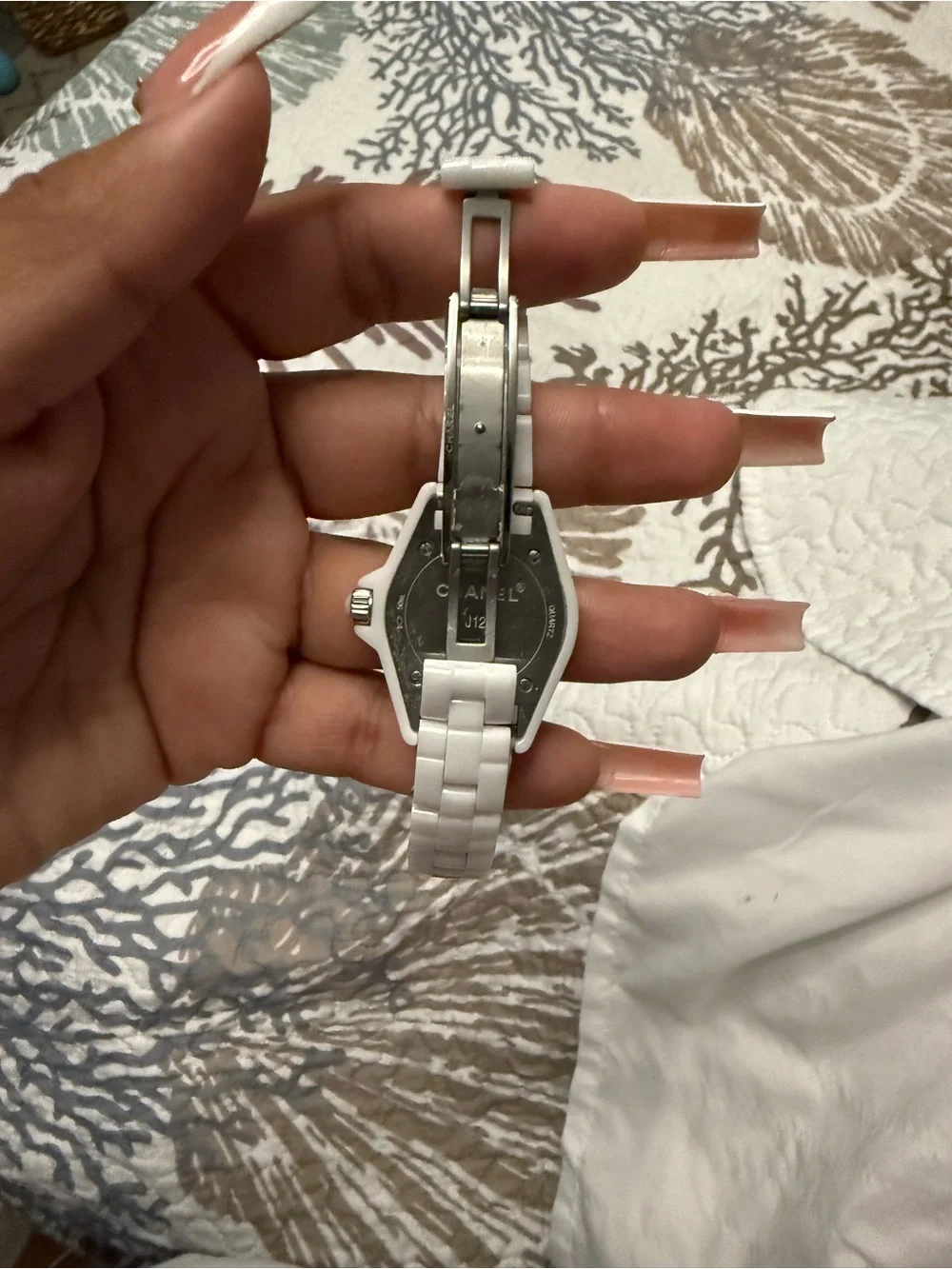 White Ceramic Link Reptile Accessory - Unbranded